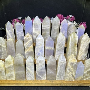 Torres de Piedra Lunar Azul al por Mayor, Piedras Curativas Pulimentadas, Varitas de Piedra Lunar en Venta - Product Image 4