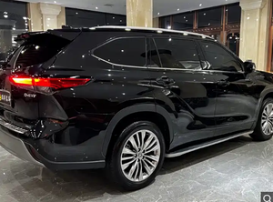 Toyota Highlander Usada, el Auto de Doble Motor a Gasolina Más Económico, un SUV de Segunda Mano, un Auto Familiar de 7 Plazas con Techo Panorámico - Product Image 4