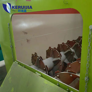 Mélangeur horizontal TMR monté sur tracteur pour le broyage et le mélange d'aliments pour bovins et ovins - Product Image 6