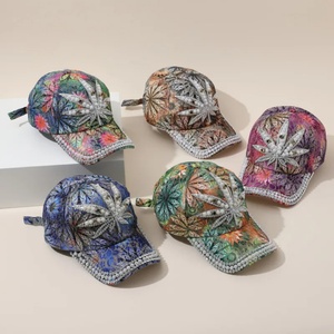 Gorra de Béisbol Deportiva Impermeable con Diamantes de Imitación DOT para Hombre y Mujer, Gorro Casual de Invierno con Estampado Colorido de Diamantes de Imitación para Exteriores - Product Image 1
