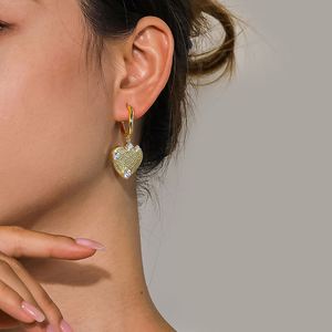 Bijoux de fiançailles 925 Sterling Silver Round Halo 1.3mm Full Moissanite Diamond Hoop Boucles d'oreilles pour les femmes - Product Image 3