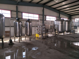 ADBlue Manufacturing produce productos terminados y los llena con agua ultrapura, formando una línea completa de producción de equipos. - Product Image 2