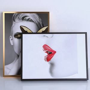 <span class=keywords><strong>Cadre</strong></span> <span class=keywords><strong>photo</strong></span> en <span class=keywords><strong>plexiglas</strong></span> en alliage d'aluminium <span class=keywords><strong>cadre</strong></span> mural pour le salon <span class=keywords><strong>cadre</strong></span> <span class=keywords><strong>photo</strong></span> de décoration de fond de canapé - Product Image 2