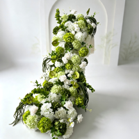 Chemin de table personnalisé en fleurs artificielles roses et blanches pour la décoration de l'allée de mariage et des tables