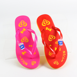 Sandalias de Playa de PVC Duraderas de Alta Calidad para Mujer, Chanclas de Verano, Antideslizantes e Impermeables para Primavera, Verano y Otoño - Product Image 3