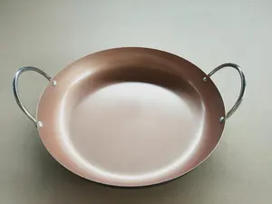 Poêle à <span class=keywords><strong>paella</strong></span> en acier au carbone antiadhésif de 32 cm avec poignées en acier, compatible <span class=keywords><strong>induction</strong></span>, capacité >5L <span class=keywords><strong>pour</strong></span> la cuisson des fruits de mer - Product Image 2