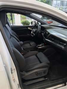 <span class=keywords><strong>Audi</strong></span> <span class=keywords><strong>Q4</strong></span> e-tron 2024 2025 Prestige quattro SUV, cambio automatico a velocità singola, guida a sinistra/destra, auto usate LHD/RHD, vendita veicoli - Product Image 6