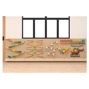 Rueda <span class=keywords><strong>de</strong></span> Habilidades Motoras con Actividades <span class=keywords><strong>de</strong></span> Giro para Ejercitar: Combina la suerte y el movimiento con divertidos desafíos como 'salta 5 veces'. - Product Image 1