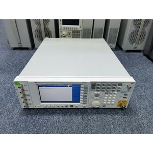 เครื่องกำเนิดสัญญาณ Keysight N5193A UXG X-Series Agile 10 MHz ถึง 40 GHz มือสอง xgeqpt - Product Image 3