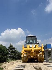 รถดันดิน Shantui SD22 สีเหลือง มือสอง พร้อมเครื่องยนต์ Cummins แขนไฮดรอลิก ใบมีดขนาด 4 เมตร สำหรับงานดันดิน - Product Image 4