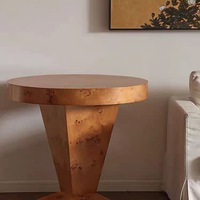 Table d'appoint minimaliste médiévale, table ronde pour salon et chambre, table à motif de tronc d'arbre pour hôtel, table d'angle pour café