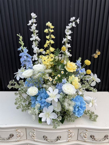 Centrotavola Floreale Personalizzato <span class=keywords><strong>Blu</strong></span> e Verde, Sfera di Fiori per Decorazioni Eventi - Product Image 5