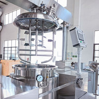 Homogénéisateur émulsifiant industriel 200L à double colonne contrôlé par PLC pour la production de mayonnaise, de dentifrice et de produits chimiques quotidiens