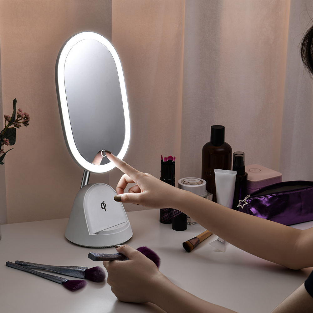 Зеркало для макияжа с подсветкой