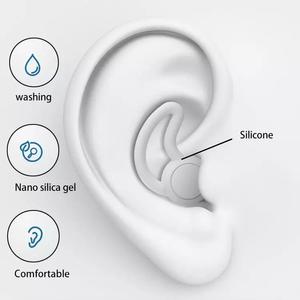 Bouchons d'oreille en silicone réutilisables avec logo personnalisé avec aileron de requin Réduction du bruit Protection auditive douce pour la natation et le sommeil Silencieux - Product Image 3