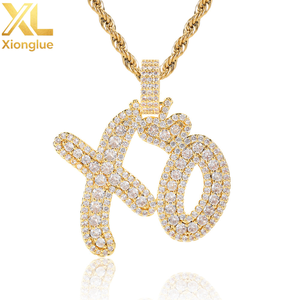 Collar con Colgante XO de Moda Hip Hop para Mujer, con Circonitas 5A y Baño de Oro, Diseño de Besos y Abrazos, Colgante de Latón para Chicas - Product Image 1