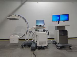Appareil de radiographie mobile numérique haute définition pour médecine vétérinaire, machine à rayons X C-Arm 5 kW pour médecine vétérinaire - Product Image 3