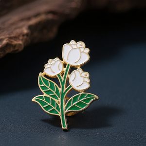 カスタム卸売異なる形のファッション漫画ブローチパステルエナメルピン女性のためのかわいいブローチ女の子ギフトピン - Product Image 4