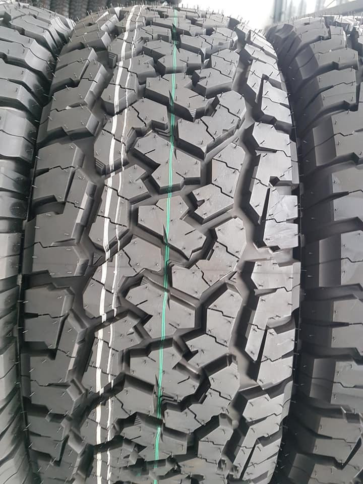 ROADCRUZA RA1100 タイヤ 205/70R15 SUV向けオールテレインタイヤ