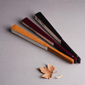 <span class=keywords><strong>Ya</strong></span> Play Sprinkle Gold Fan Abanico antiguo Texto de caligrafía Estilo chino Papel de arroz Estilo antiguo Decoración de abanico plegable - Product Image 4