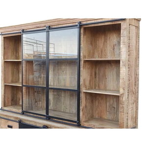 Buffet en bois massif d'inspiration vintage avec des sculptures détaillées à la main et des tiroirs fonctionnels pour le rangement dans la salle à manger - Product Image 2