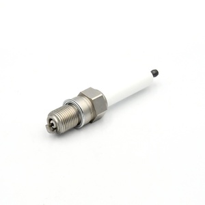 Remplacement de la bougie d'allumage du moteur pour Cat 243-4291 - Product Image 1