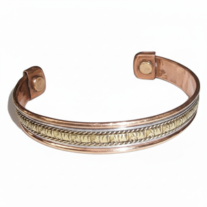 Bracelet magnétique de thérapie à la mode en cuivre avec des motifs uniques, porter ce bracelet apporte des bienfaits pour la santé - Product Image 1