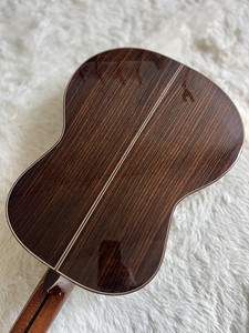Chitarra Classica a 6 Corde Personalizzata Fatta a Mano in Abete/Palissandro con Tastiera Rialzata in Ebano - Product Image 2