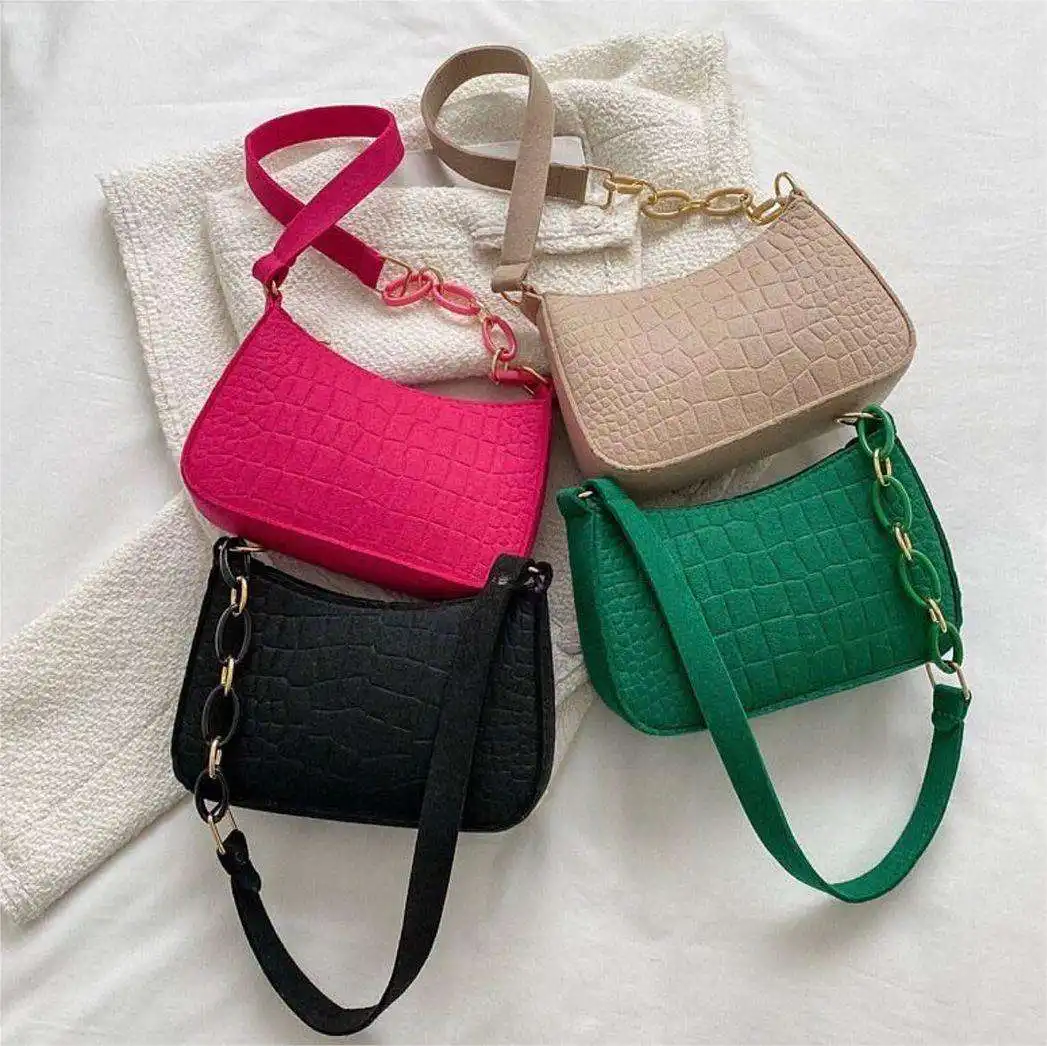 महिलाओं के लिए मिनी कपड़े क्रॉसबॉडी स्लिंग बैग 2023 लक्जरी ब्रांड डिजाइन हैंडबैग सरल कंधे बैग टिन
