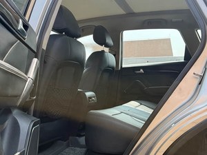 Voitures d'occasion Zotye T600 SUV LHD Automatique Traction avant 2.0T Faible kilométrage Sans accident Exportation Vente en gros 2016 - Product Image 5