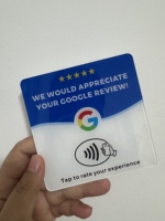 Cartes NFC Google Reviews en gros à bas prix, 10x10cm, programmables, avec adhésif puissant pour booster votre entreprise