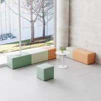 Banc long et étroit en cuir moderne pour école, hôtel, hôpital, salon de coiffure, établissement de formation, chaise d'attente sans dossier