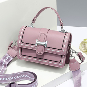 Bolso de Hombro Cuadrado Pequeño para Mujer, Color Blanco Hueso, Simple, Versátil, para Uso Diario, Primavera 2024, Tamaño Mediano, Forro de Poliéster - Product Image 3