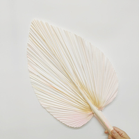 Ventilateur de tournesol en feuille de palmier naturel multi-forme de haute qualité du Yunnan pour la décoration de la maison le jour de la Saint-Valentin nouvel an ou Pâques