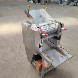 Machine <span class=keywords><strong>de</strong></span> pressage électrique commerciale d'acier inoxydable <span class=keywords><strong>de</strong></span> fabricant <span class=keywords><strong>de</strong></span> pâtes et <span class=keywords><strong>de</strong></span> nouilles <span class=keywords><strong>de</strong></span> 220V avec le composant principal <span class=keywords><strong>de</strong></span> moteur - Product Image 5