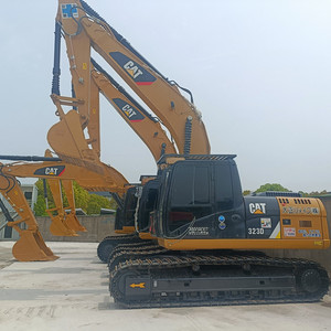 Excavadora de cadenas usada de 23 toneladas, modelo 323D 2022, con componentes hidráulicos Kawasaki y capacidad de cazo de excavación de 1.15m - Product Image 3
