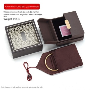 <span class=keywords><strong>Chow</strong></span> <span class=keywords><strong>Tai</strong></span> fook thanh lịch cổ xưa phong cách vuông mô hình thangka Di Sản Vòng đeo tay vòng cổ hộp tinh tế thangka bao bì đồ trang sức - Product Image 6