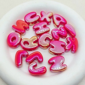 <span class=keywords><strong>Perles</strong></span> acryliques alphabet de couleur unie, revêtement UV, forme irrégulière, trou traversant, pour la fabrication de sangles de téléphone, chaînes de sac, artisanat, vente en gros - Product Image 6