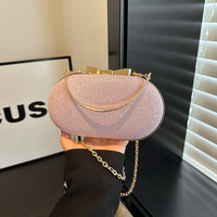 Sac de Soirée De Niche Haut de Gamme de Luxe Portable Bandoulière Main Messager Chaîne Mini Doublé Polyester Rouge Tendance pour Femme