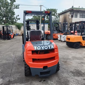 Chariot élévateur diesel Toyota 35 FD35 d'occasion, 3,5 tonnes, 4300 kg, 0-2000 heures, certifié avec moteur 1DZ - Product Image 6