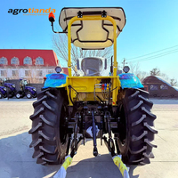 Tracteur agricole miniature 4x4 de 110 CV avec moteur diesel 4 cylindres et boîte de vitesses
