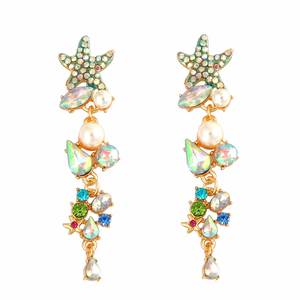 Pendientes largos de aleación de estrella de mar de moda con diamantes de imitación - Product Image 1