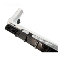 Pare-chocs arrière de style haut de gamme W447, aileron arrière en fibre de carbone, kit carrosserie, sorties d'échappement carrées pour Mercedes Classe V V250 V26
