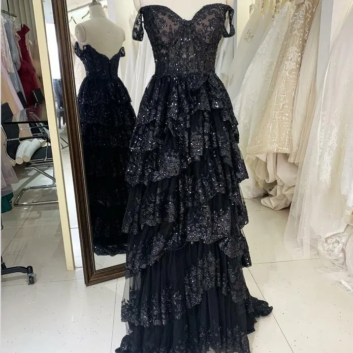 Venta al por mayor de fábrica negro fuera del hombro vestidos con volantes vestido árabe de lujo baile de graduación noche vestido de sirena vestido de graduación 2023 real