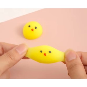 ของขวัญตลกๆ ของเล่นฟิดเจ็ต ของเล่นยืดหยุ่น บรรเทาความเครียด ของเล่นไก่สีเหลือง ของเล่นคลายเครียด - Product Image 5