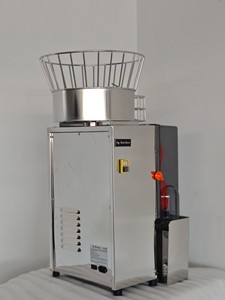 ตู้กดน้ำผลไม้สดอัตโนมัติแบบไร้คนดูแล พร้อมเครื่องนับยอดขายดิจิทัล สถานีประหยัดแรงงานสำหรับบุฟเฟ่ต์โรงแรมและร้านค้าแฟรนไชส์ - Product Image 4