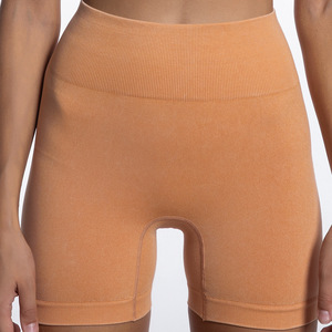 Leggings de yoga sin costuras lavado de arena de cintura alta para mujer Pantalones cortos de gimnasio con patrón sólido en stock - Product Image 6