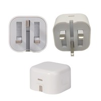 Chargeur USB-C pliable de haute qualité avec prise britannique 3 broches 20W PD3.0, adaptateur secteur de voyage à charge rapide TYPE C pour iPhone 17 16 15 14 13