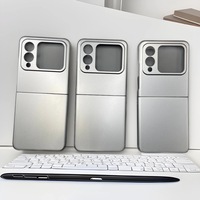 Coque de protection personnalisée en argent mat pour Galaxy Z Flip 7 Coque arrière de téléphone portable rigide pour Samsung Z Flip 6