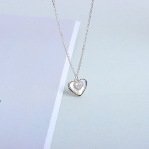 Collier artisanal nordique 925 Shell Coeur-Fabriqué à la main avec incrustation de nacre-Gravure personnalisée pour les marques de galerie - Product Image 2